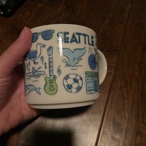Starbucks BEEN THERE collection Seattle Washington collectors item brand new